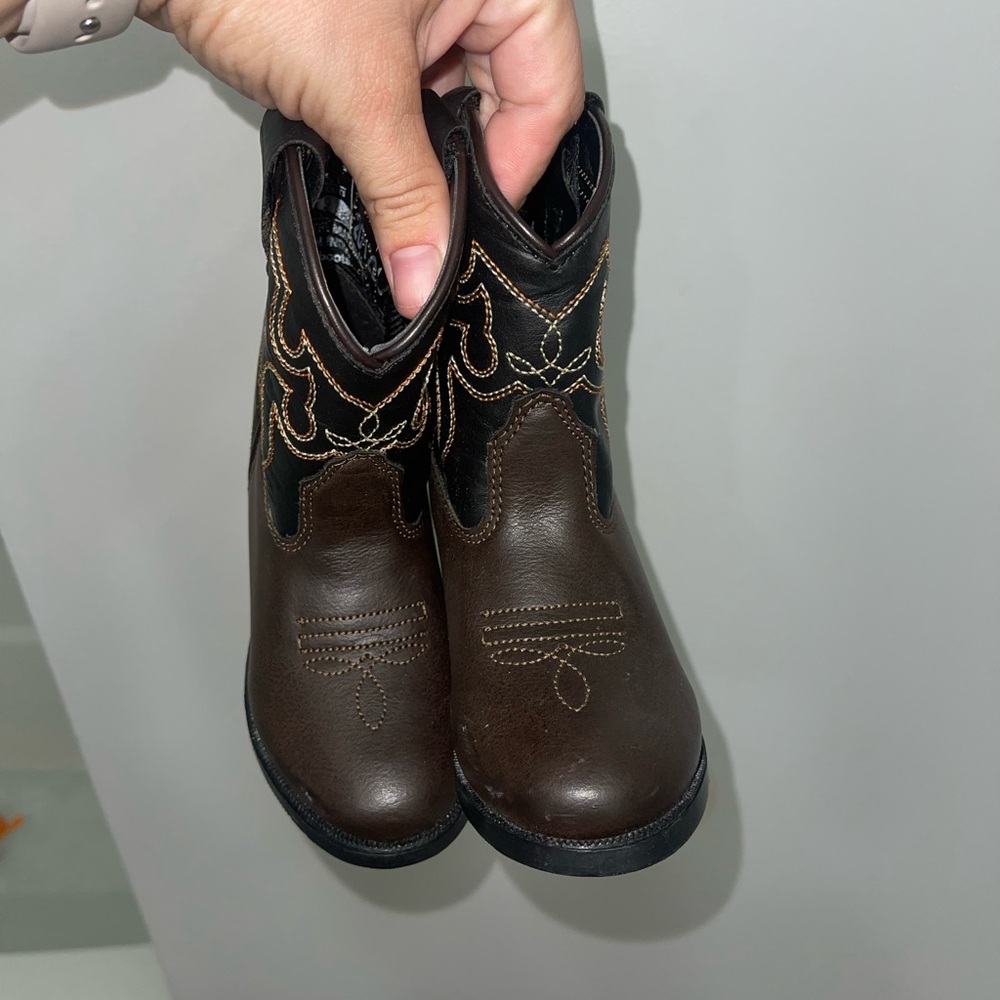 Smokey mountain children’s boots size 6.5